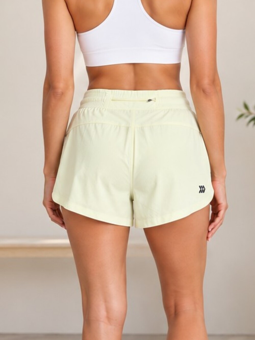 All in Motion™ Women’s 5" Run Shorts — Size Small NWT - Picture 2 of 8